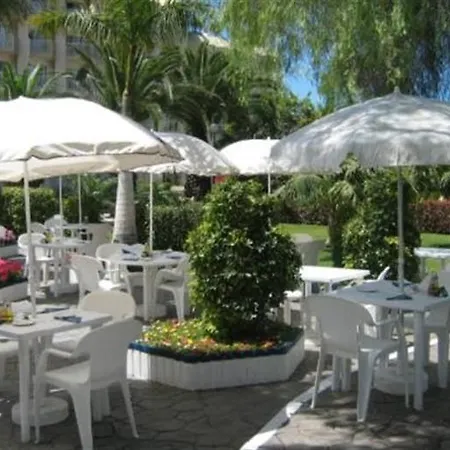 Luabay (adults Only) 酒店 阿德耶